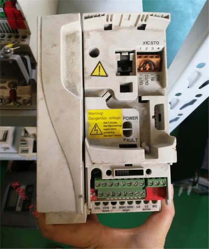 Abb inverter acs355 01e 07a5 - abb,